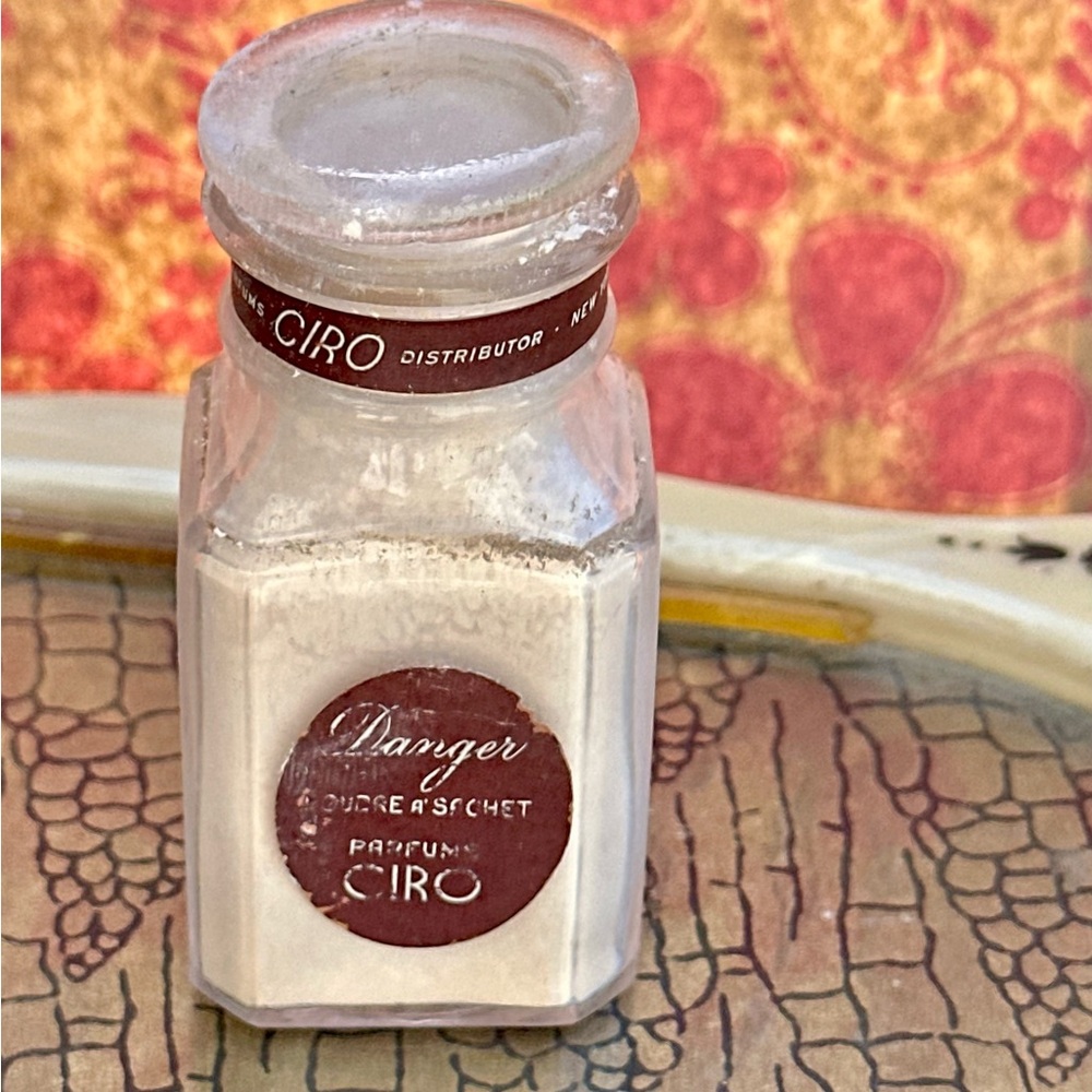 Vintage Danger By Ciro Powder & Sachet / Dry Parfum  1. oz Amazing Scent RARE